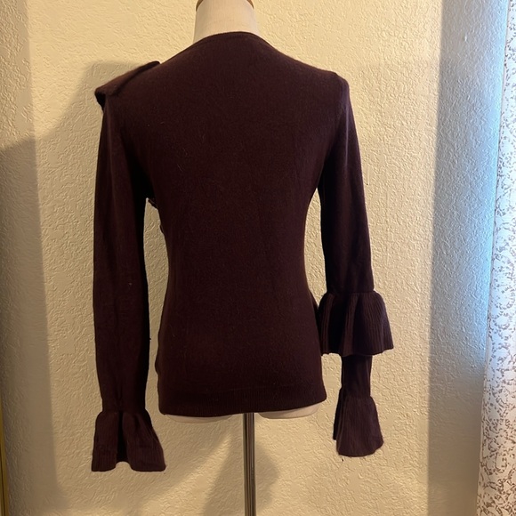 100% cashmere Ruffled Plum sweater - Picture 5 of 7